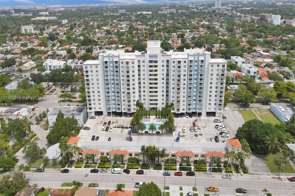 $460,000 | 3000 Coral Way, Unit 412, Miami, FL 33145