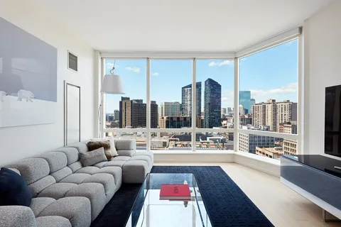 $1,295,000 | 1 Franklin Street, Unit 2011, Boston, MA 02110