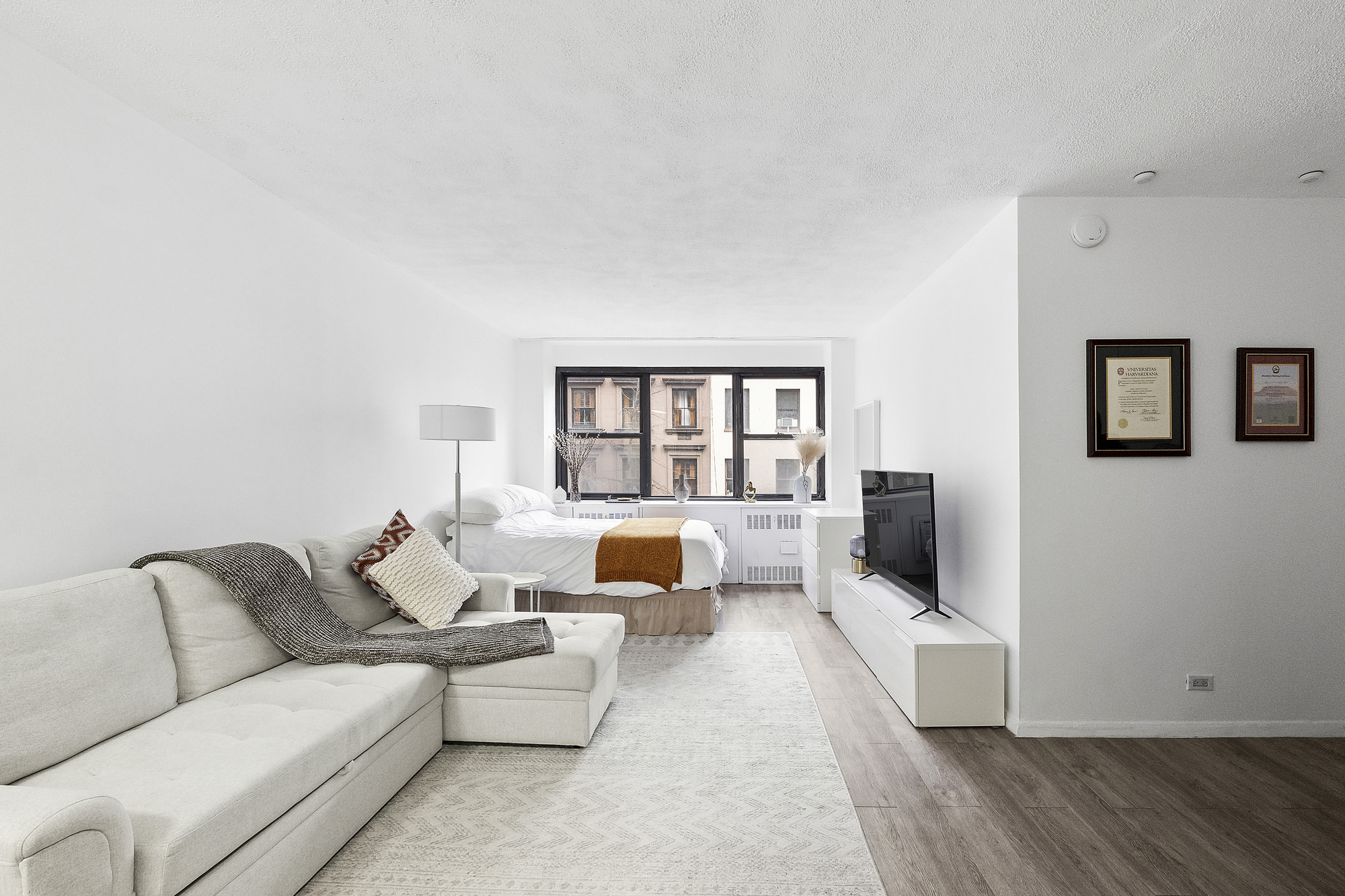 110 East 36th Street, Unit 5B Manhattan, NY 10016 - Photo 1 of 7