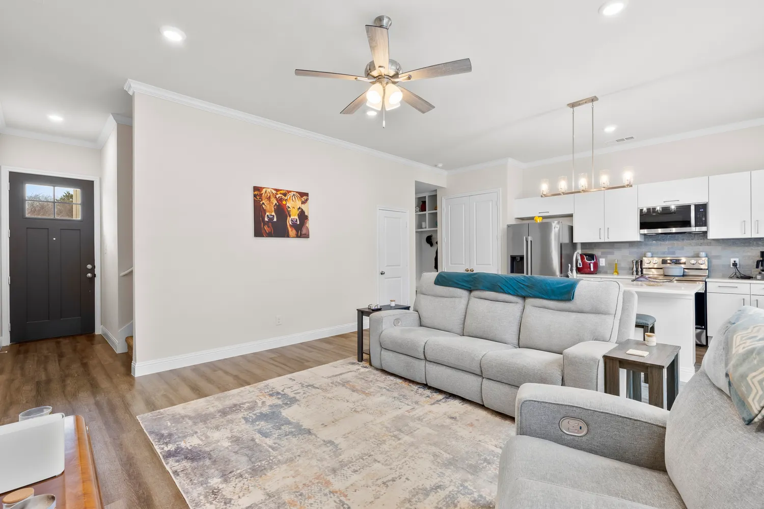 $369,900 | 6329 Mason Court, Dallas, TX 75227