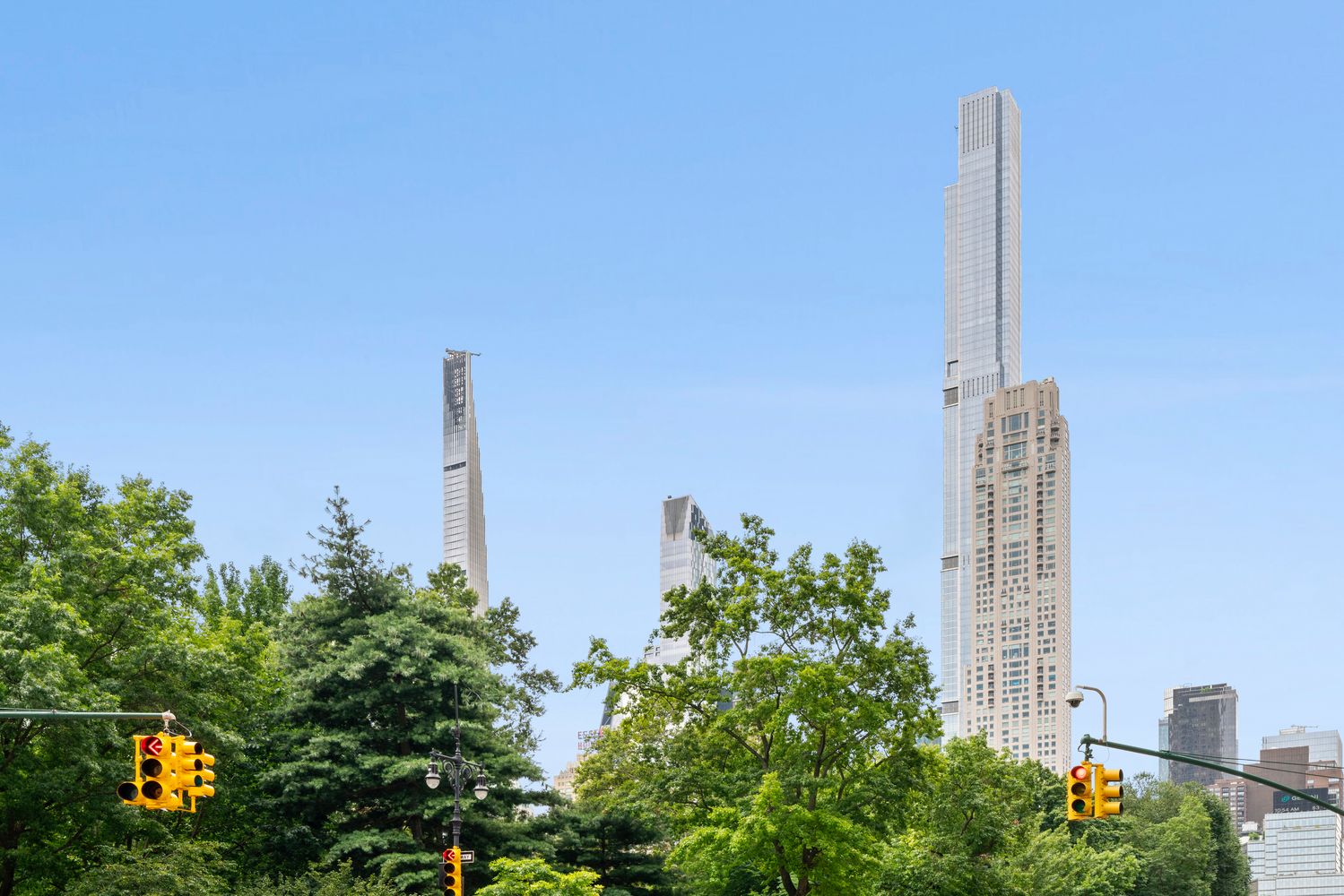 $1,815,000 | 10 West 66th Street, Unit 3D | Upper West Side