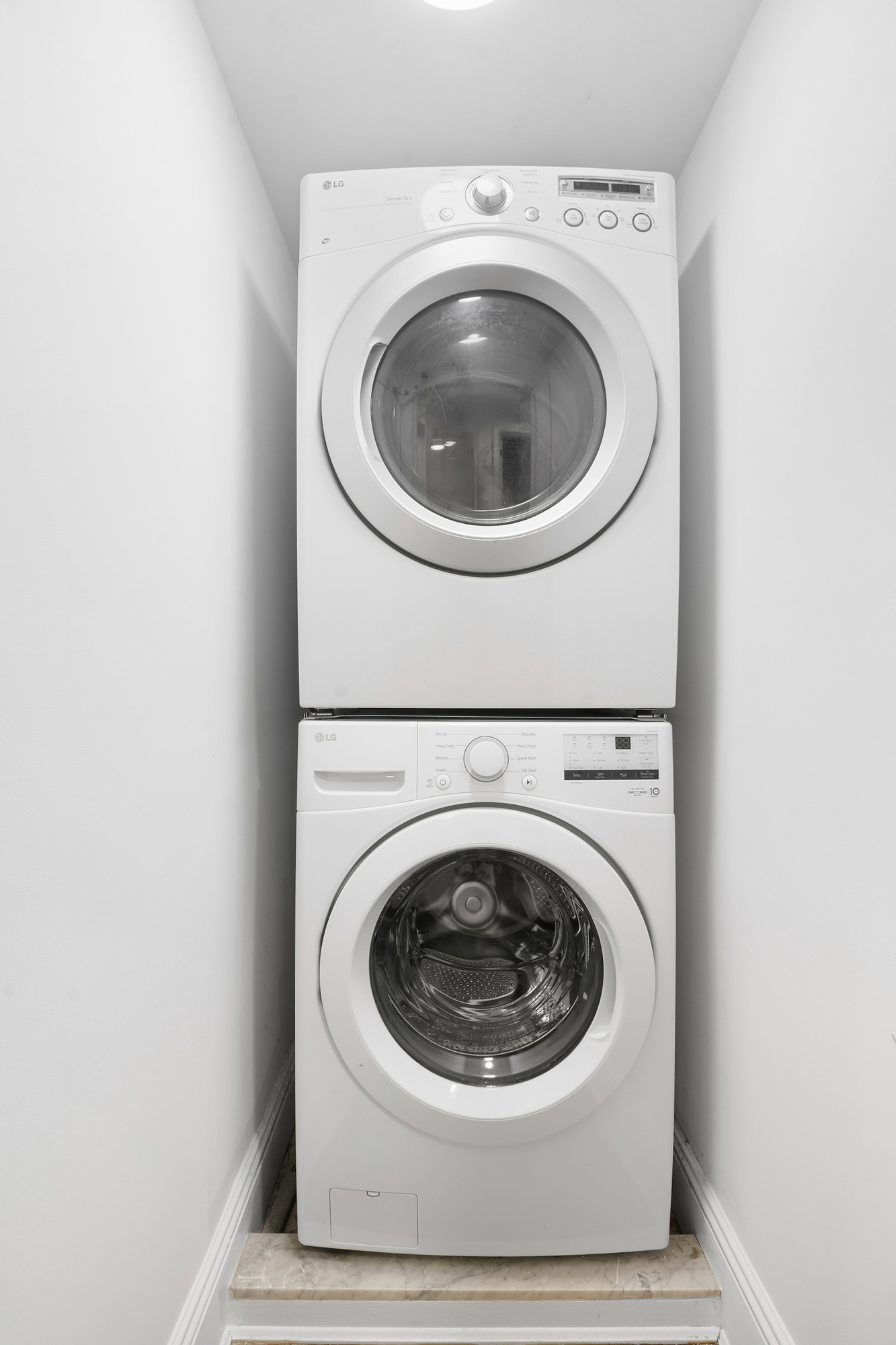 130 Fort Greene Place, Unit GARDEN Brooklyn, NY 11217 - Photo 7 of 9 a utility room with dryer and washer