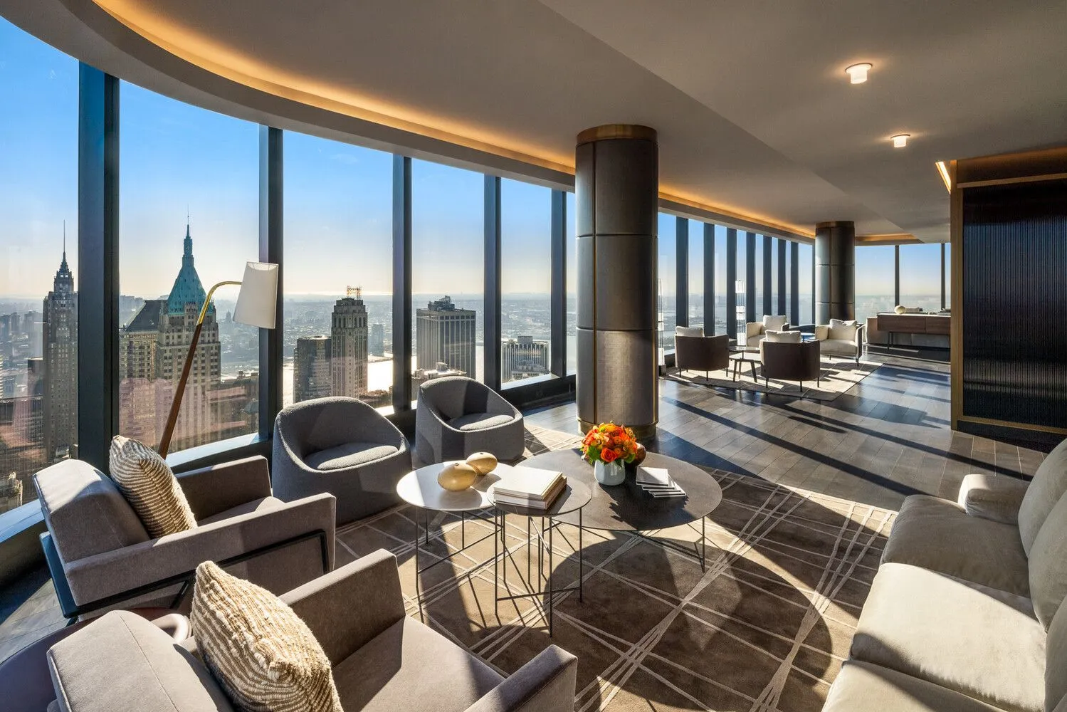 $5,950 | 125 Greenwich Street, Unit 61C | Financial District