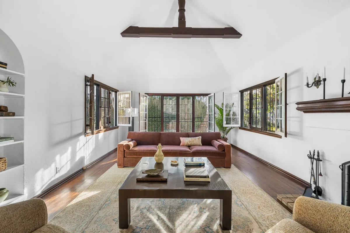 $1,849,000 | 926 Burnside Avenue, Los Angeles, CA 90036