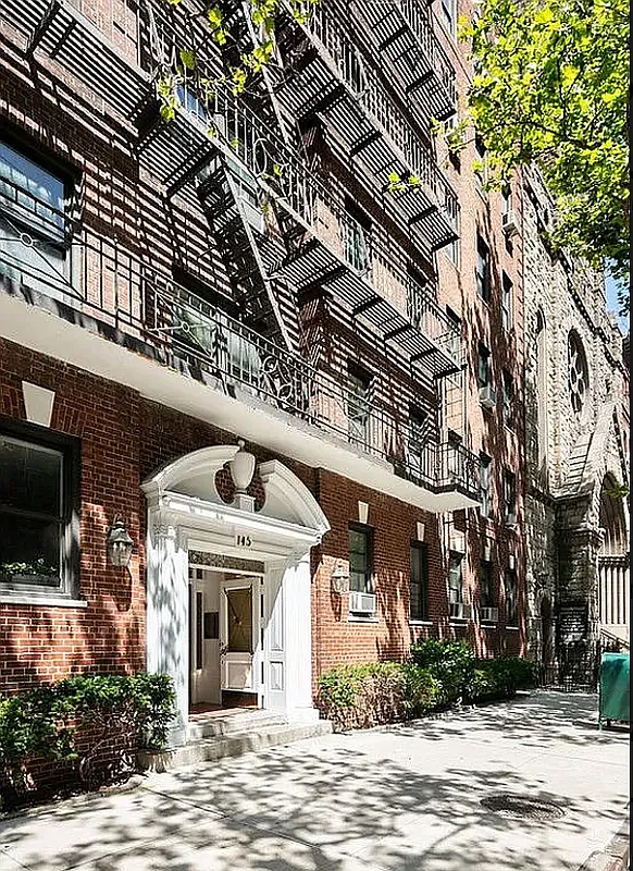 145 East 22nd Street, Unit 4A Manhattan, NY 10010 - Photo 8 of 14 a front view of a building with garden