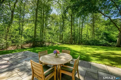 $2,295,000 | 3 Hickory Lane, Darien, CT 06820