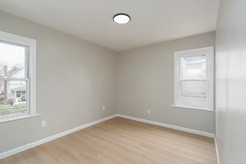 $419,999 | 36 West Center Street, Clayton, NJ 08312