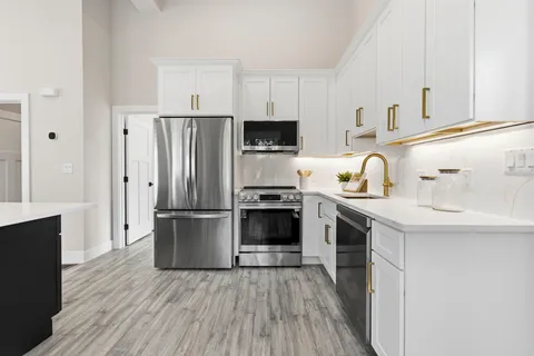 $1,690,000 | 35 Miller Avenue, Framingham, MA 01702