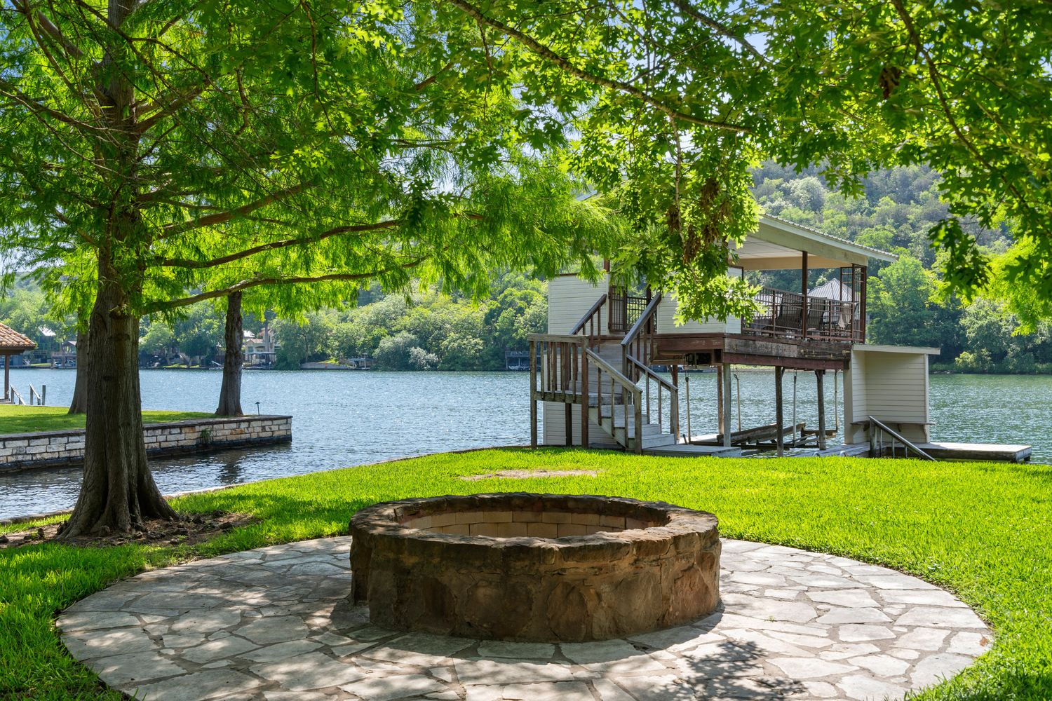 a view of a house with a swimming pool
