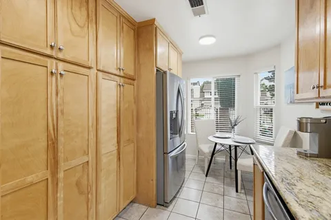 $1,049,000 | 9525 High Park Lane, San Diego, CA 92129