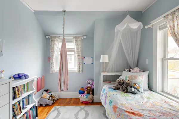 $1,445,000 | 9 Kingsboro Park, Jamaica Plain, MA 02130