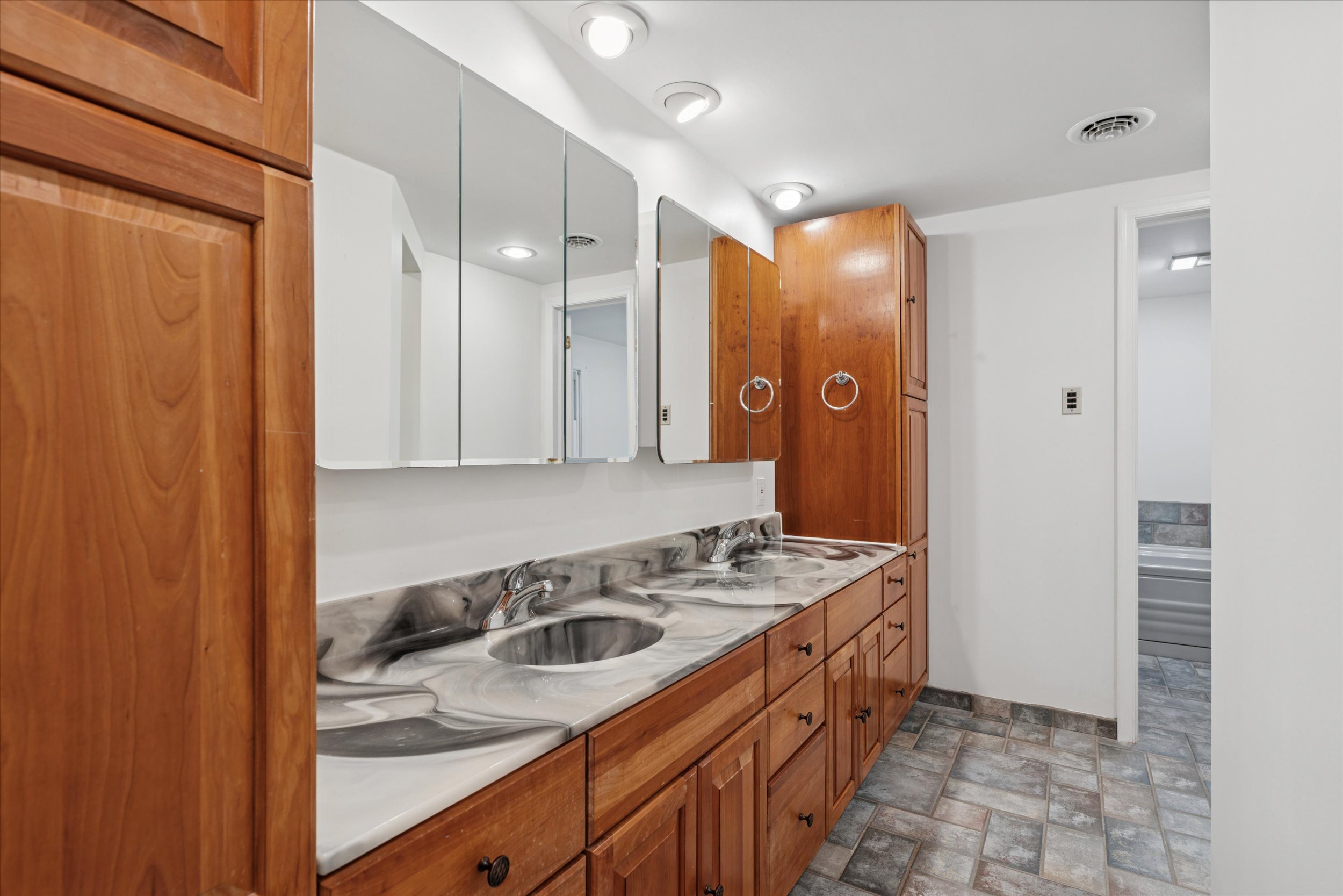 2435 St Peters Road Pottstown, PA 19465 - Photo 26 of 37