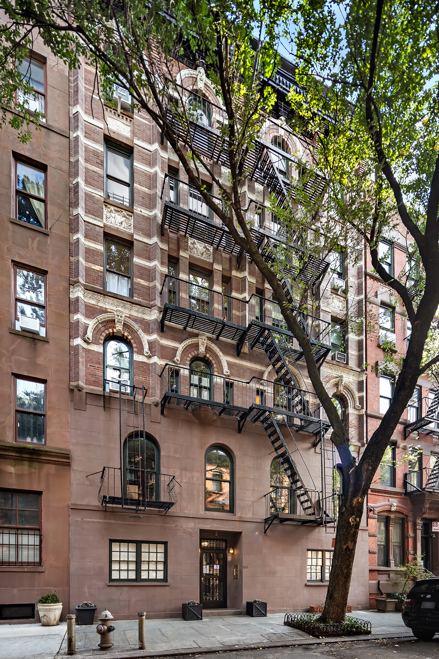 84 Charles Street, Unit 16 Manhattan, NY 10014 - Photo 6 of 7