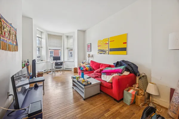 $1,295,000 | 142 North 21st Street, Philadelphia, PA 19103