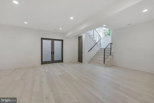 Contact Agent | 1608 Wrightson Drive, McLean, VA 22101