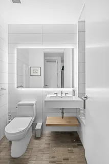 $1,570,000 | 98 Front Street, Unit 5H | DUMBO