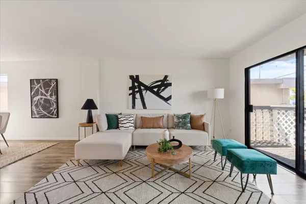 $525,000 | 850 West 157th Street, Unit 6, Gardena, CA 90247