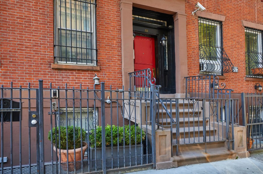 32 East 3rd Street, Unit GARDEN Manhattan, NY 10003 - Photo 19 of 20