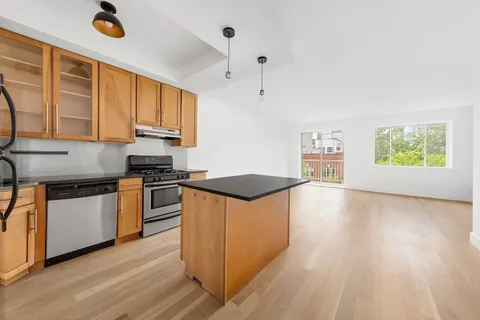 $1,150,000 | 201 Spencer Street, Unit 5B | Bedford-Stuyvesant