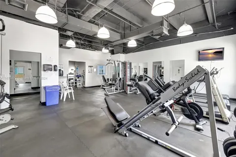 $1,100,000 | 2751 South Ocean Drive, Unit 404N, Hollywood, FL 33019