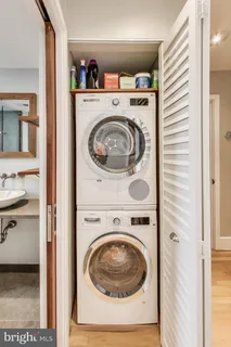 $925,000 | Champlain Street Northwest, Washington, DC 20009