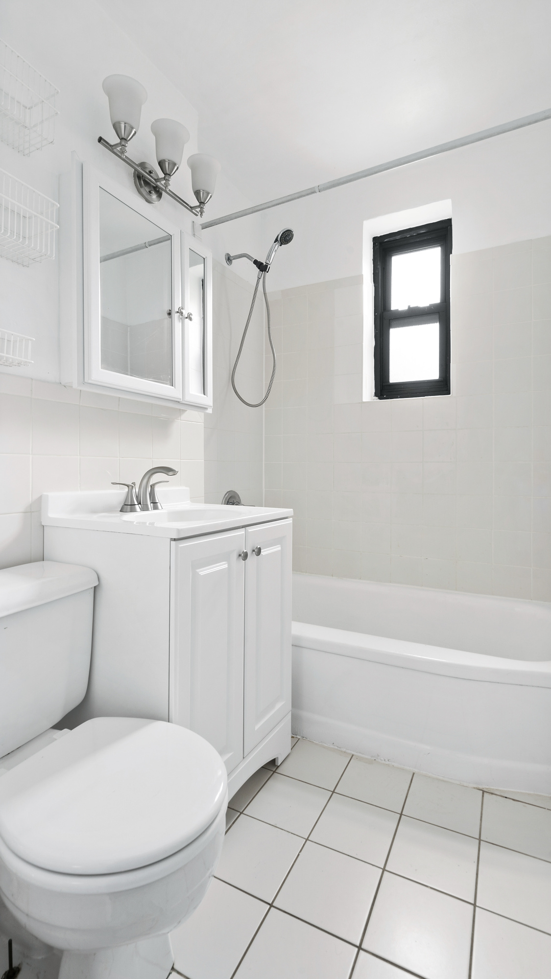 273 Bennett Avenue, Unit 8B Manhattan, NY 10040 - Photo 6 of 7