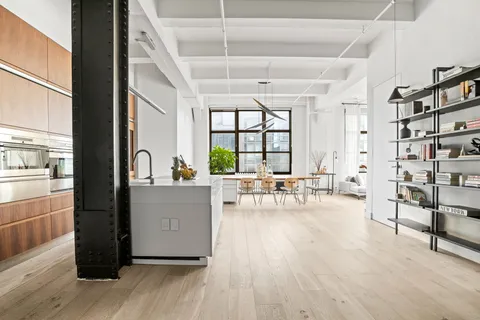 $2,200,000 | 448 West 37th Street, Unit 8C | Hudson Yards