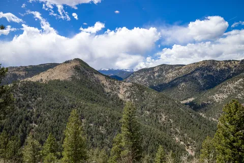 $2,100,000 | 323 Overlook Lane, Boulder, CO 80302