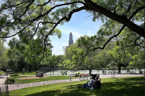 $1,500,000 | 1 Hanson Place, Unit 18L | Fort Greene