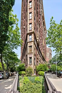 $3,995,000 | 47 Plaza Street West, Unit 4C | Park Slope