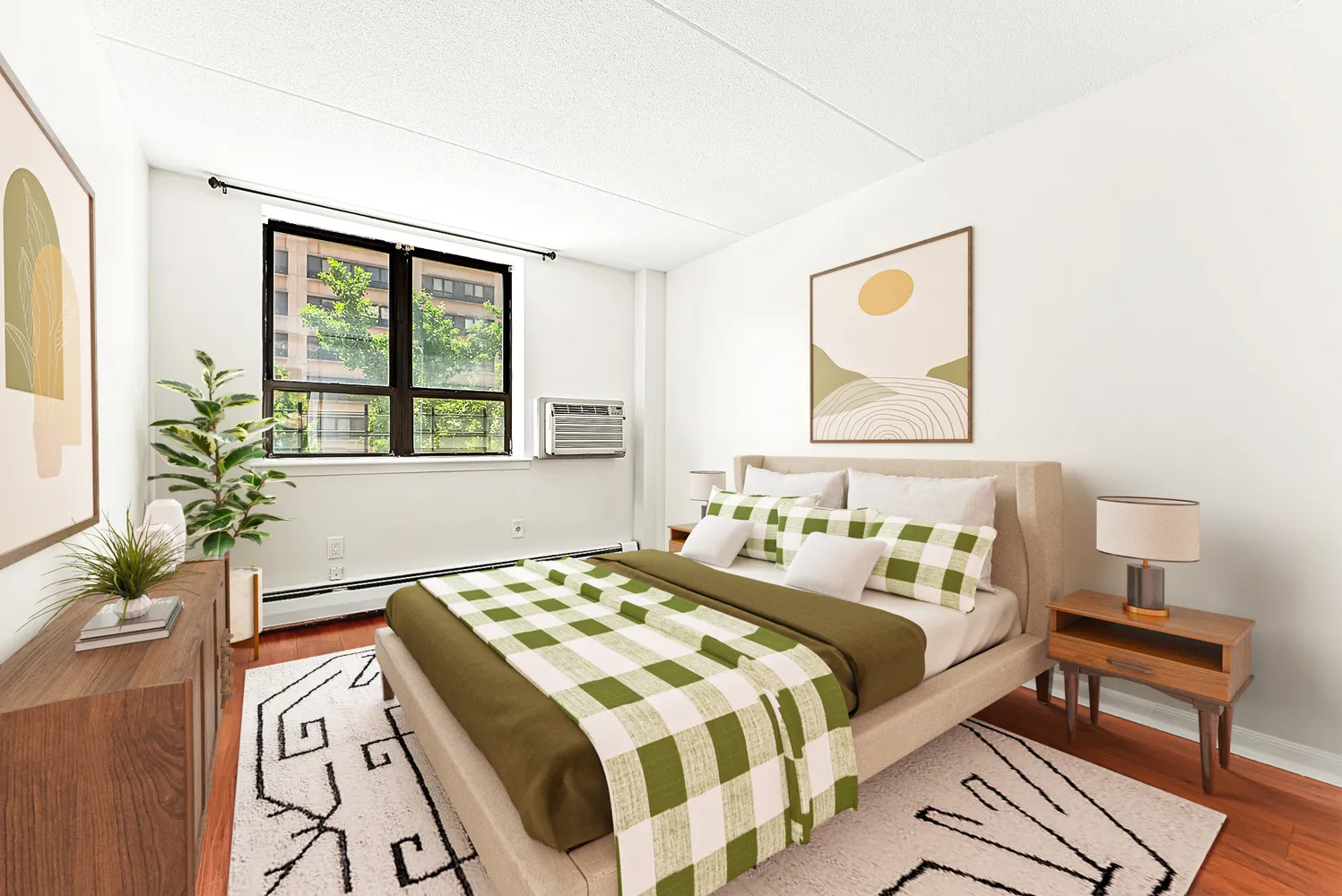 $749,000 | 301 West 110th Street, Unit 2L | Harlem