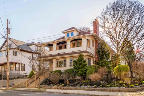 Contact Agent | 34 Quincy Street, Unit 1, Medford, MA 02155