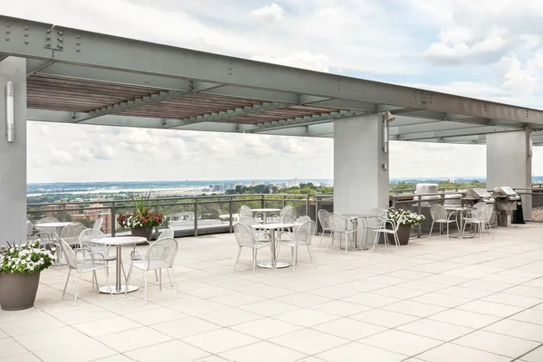 $3,500 | 2001 15th Street North, Unit 623, Arlington, VA 22201