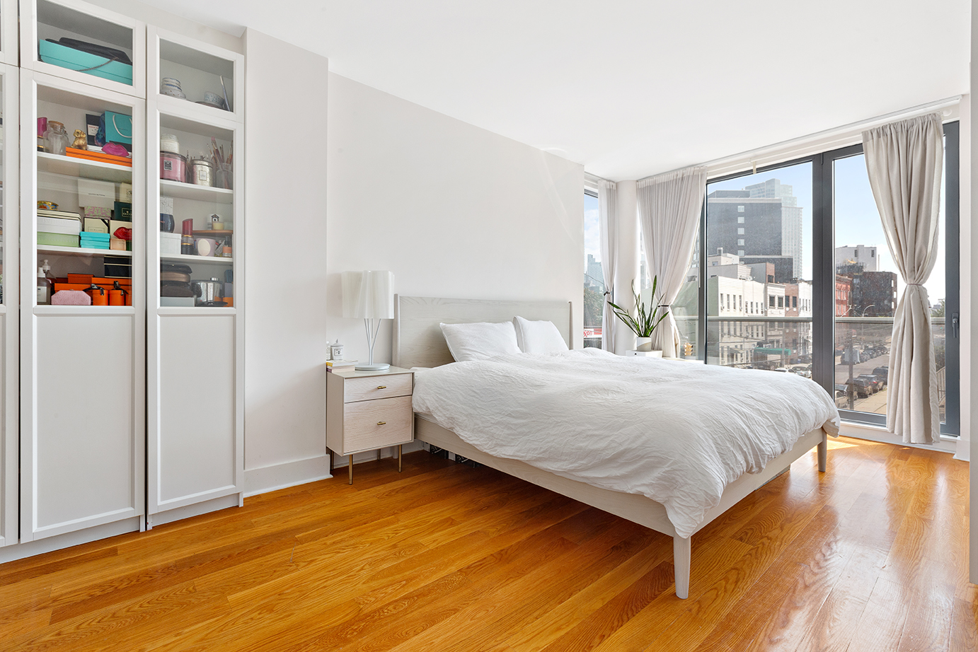 47-28 11th Street, Unit 2C Queens, NY 11101 - Photo 6 of 16