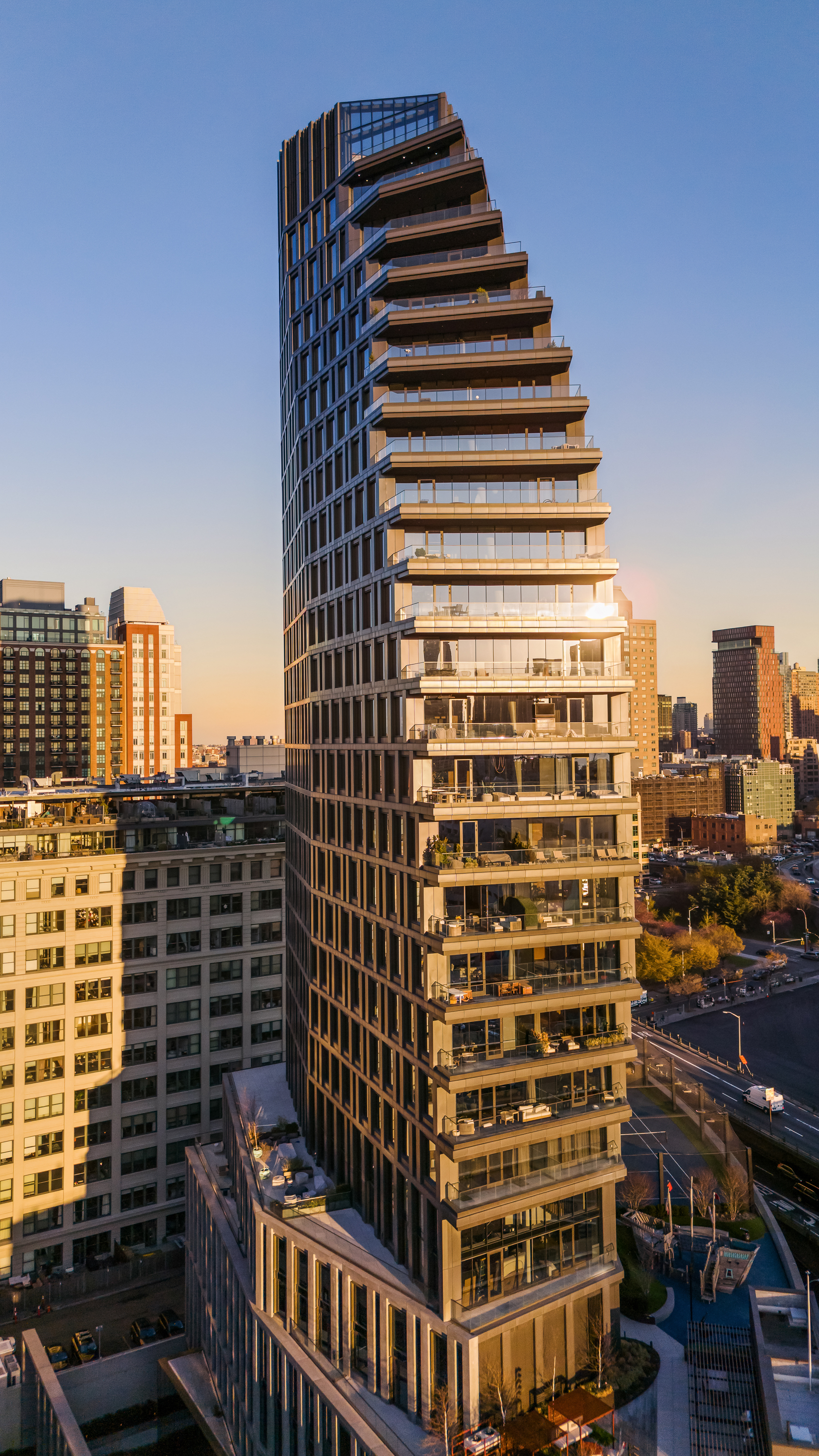 30 Front Street, Unit 19A Brooklyn, NY 11201 - Photo 24 of 25 a view of a city with tall buildings