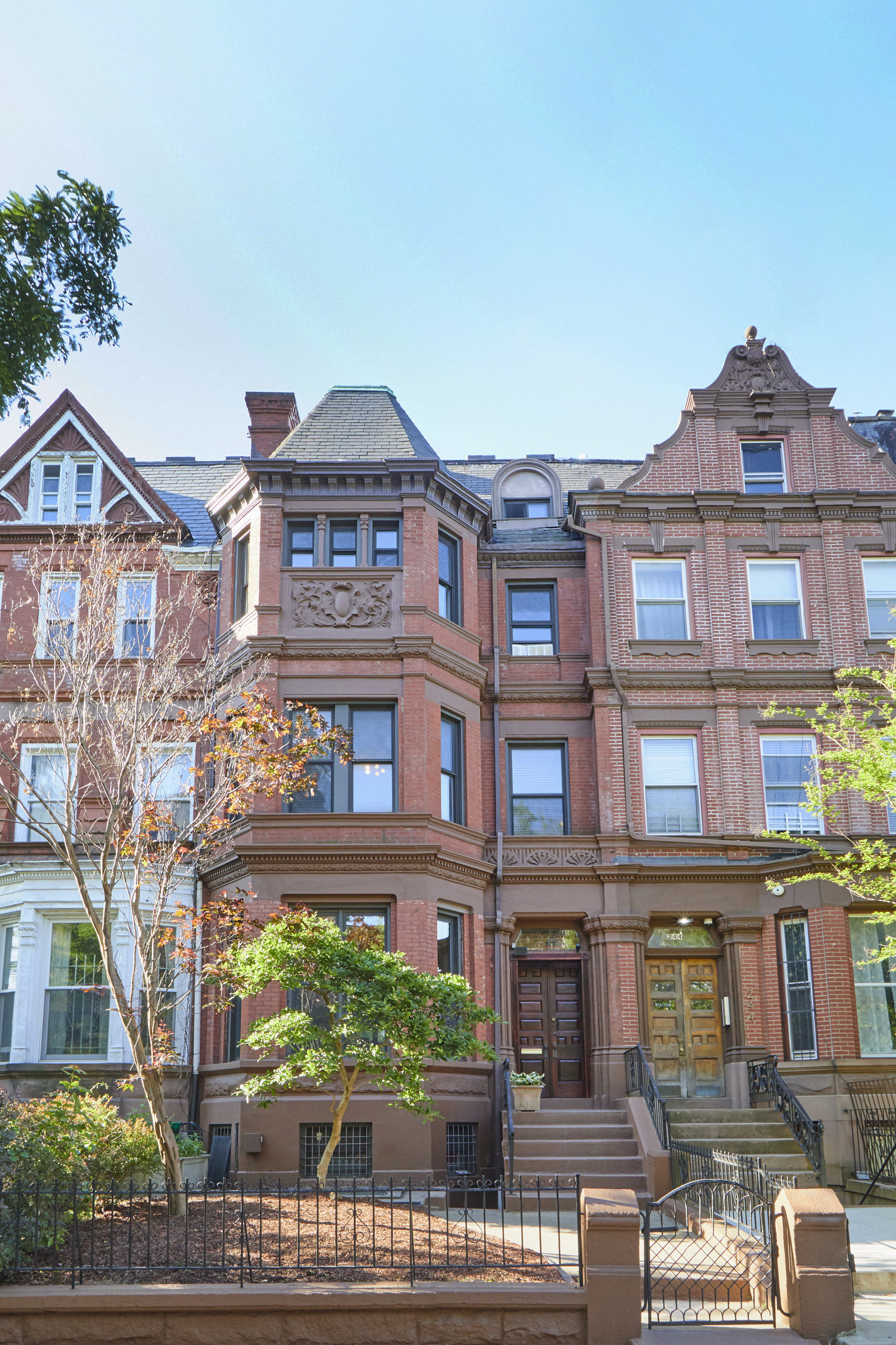 246 Gates Avenue Brooklyn, NY 11238 - Photo 1 of 22