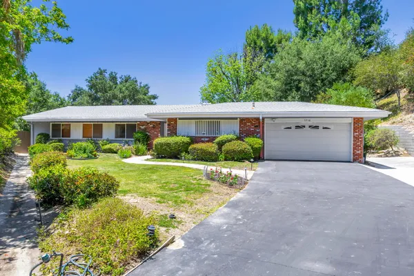 $1,295,000 | 5716 Star Lane, Woodland Hills, CA 91367