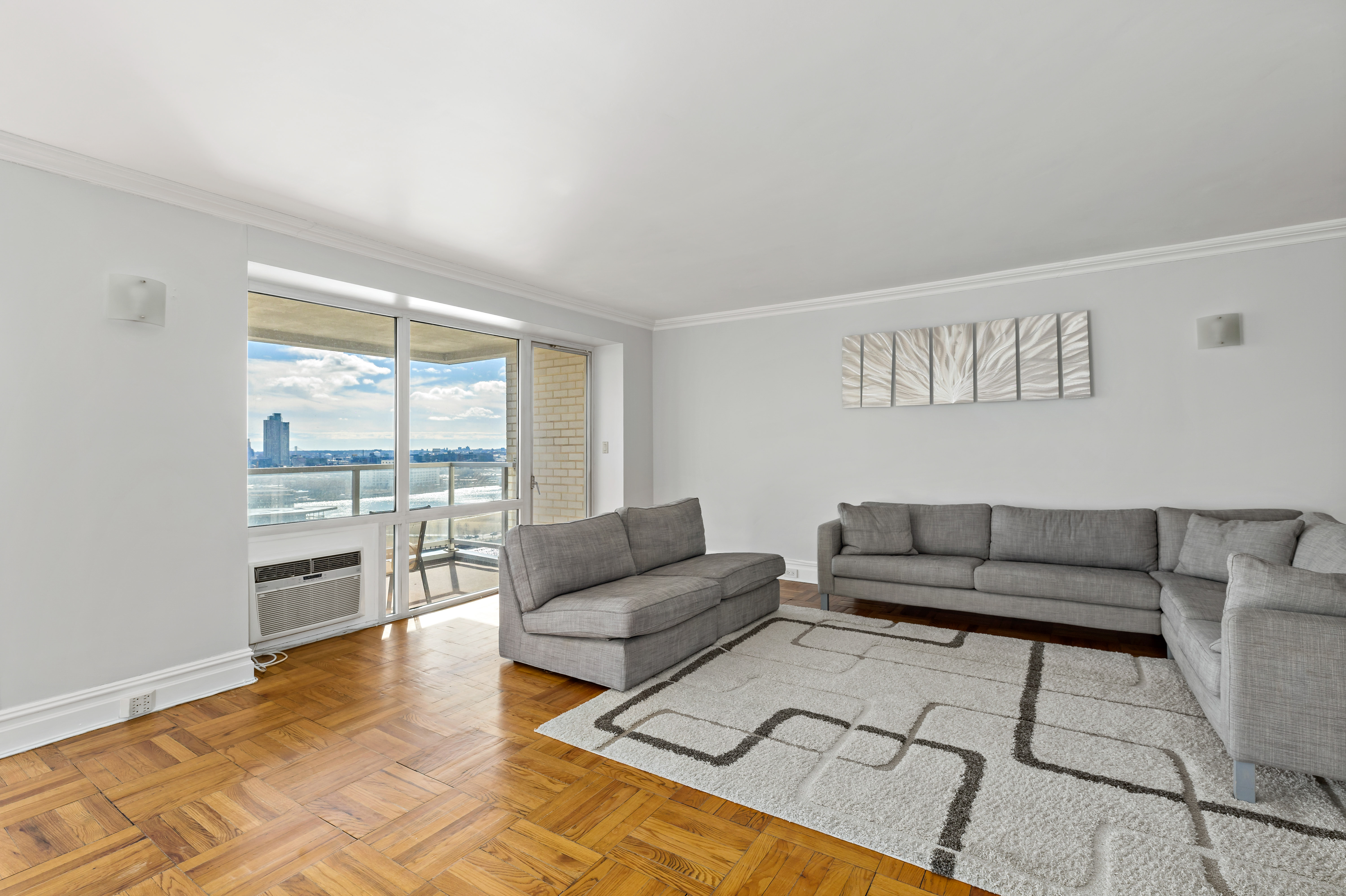 35 Sutton Place, Unit 19B Manhattan, NY 10022 - Photo 2 of 25