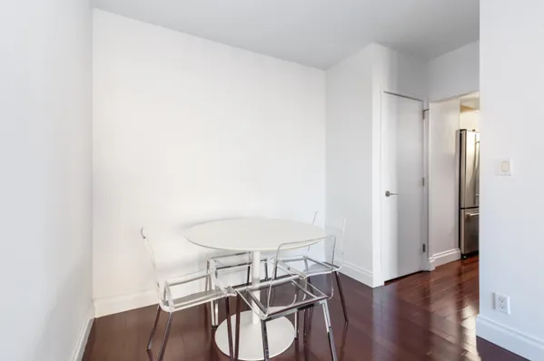 $4,750 | 212 East 47th Street, Unit 27A | Midtown East