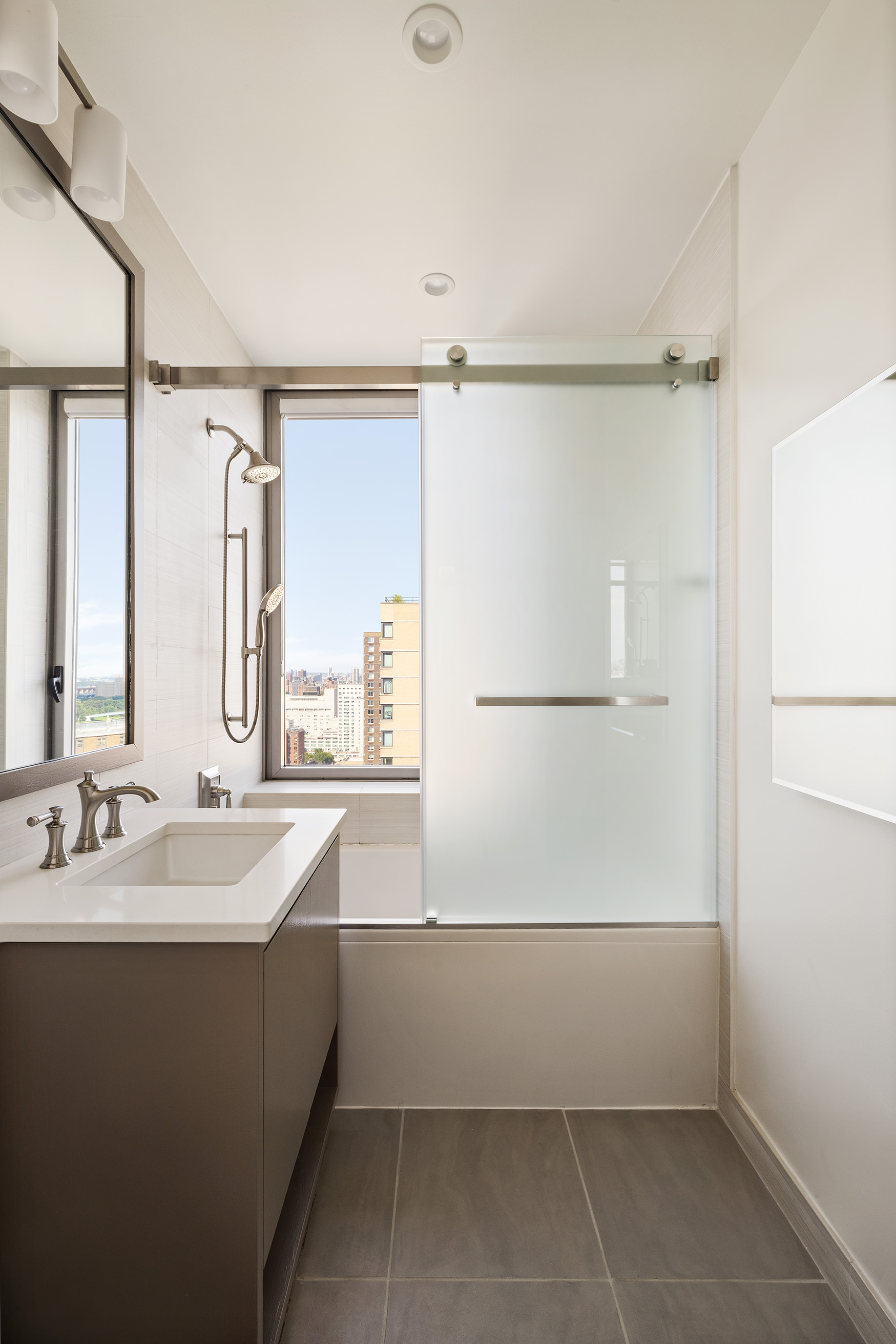 333 East 91st Street, Unit 25A Manhattan, NY 10128 - Photo 9 of 12 Gallery Image 9
