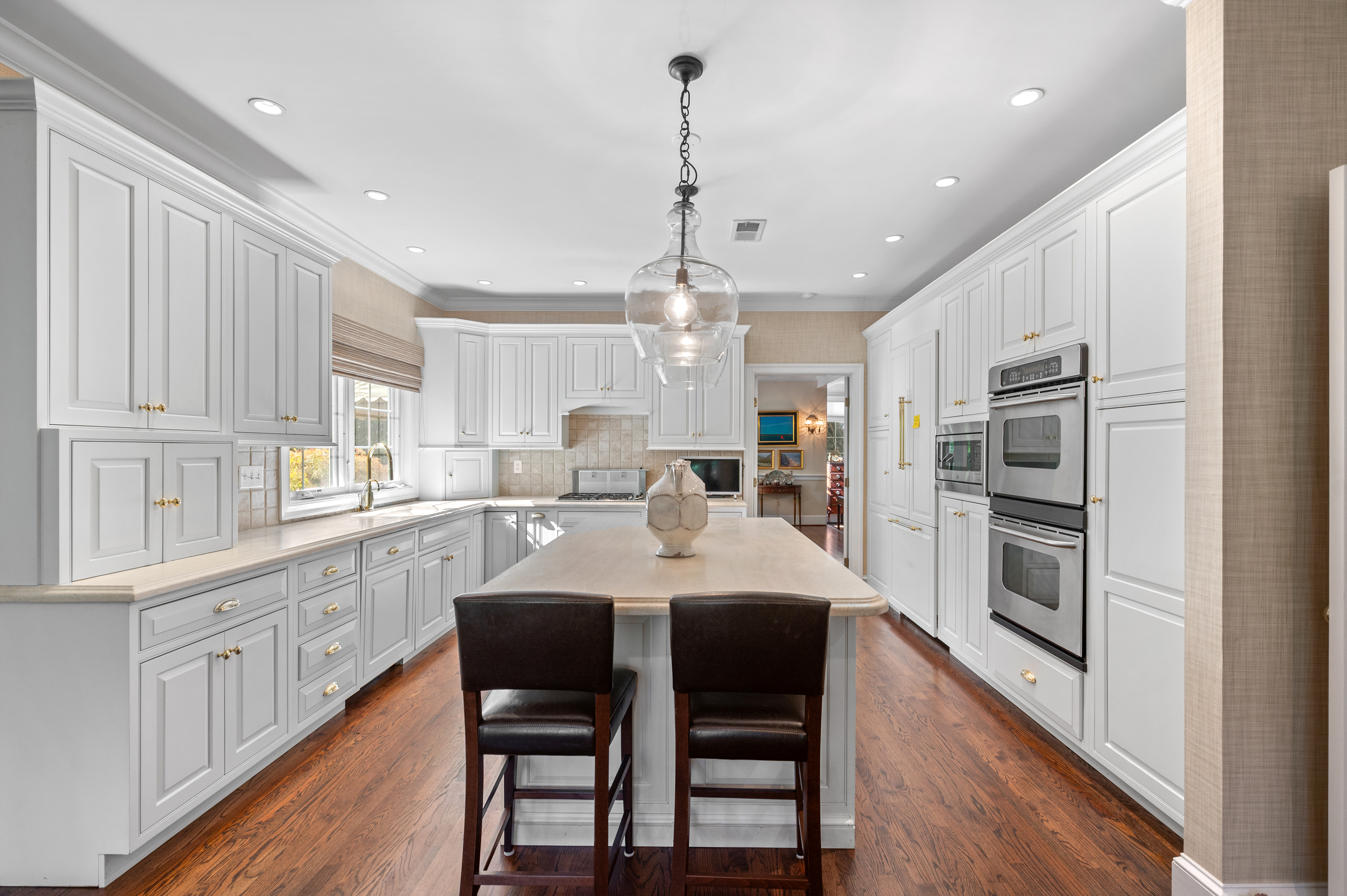 1236 Denbigh Lane Wayne, PA 19087 - Photo 3 of 40