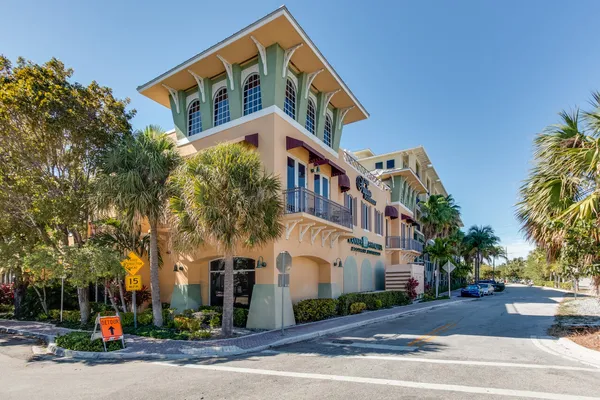 $2,950 | 235 Northeast 1st Street, Unit 408, Delray Beach, FL 33444