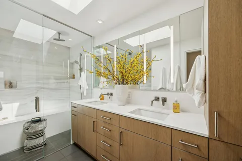 $12,000 | 242 Alma Street, San Francisco, CA 94117