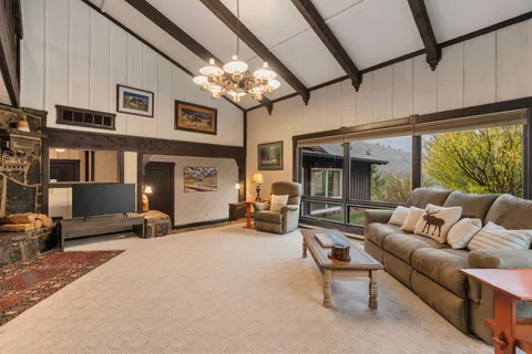 $2,495,000 | 12000 Palmer Creek Drive, Jackson, WY 83001