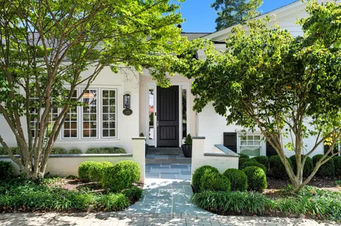 $2,575,000 | 8455 Portland Place, McLean, VA 22102