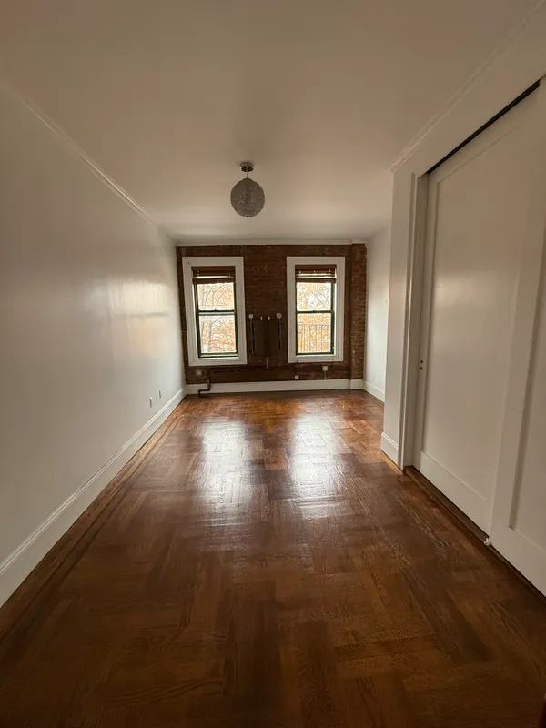 $799,000 | 24-75 38th Street, Unit 5C | Astoria