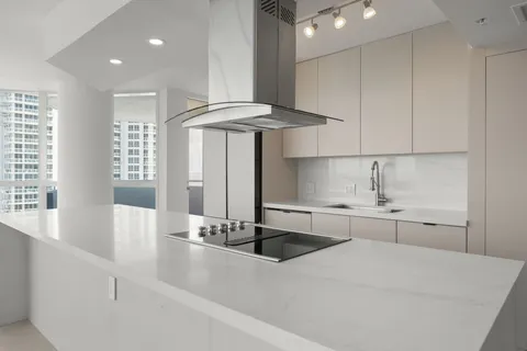 $1,190,000 | 6301 Collins Avenue, Unit 2307, Miami Beach, FL 33141