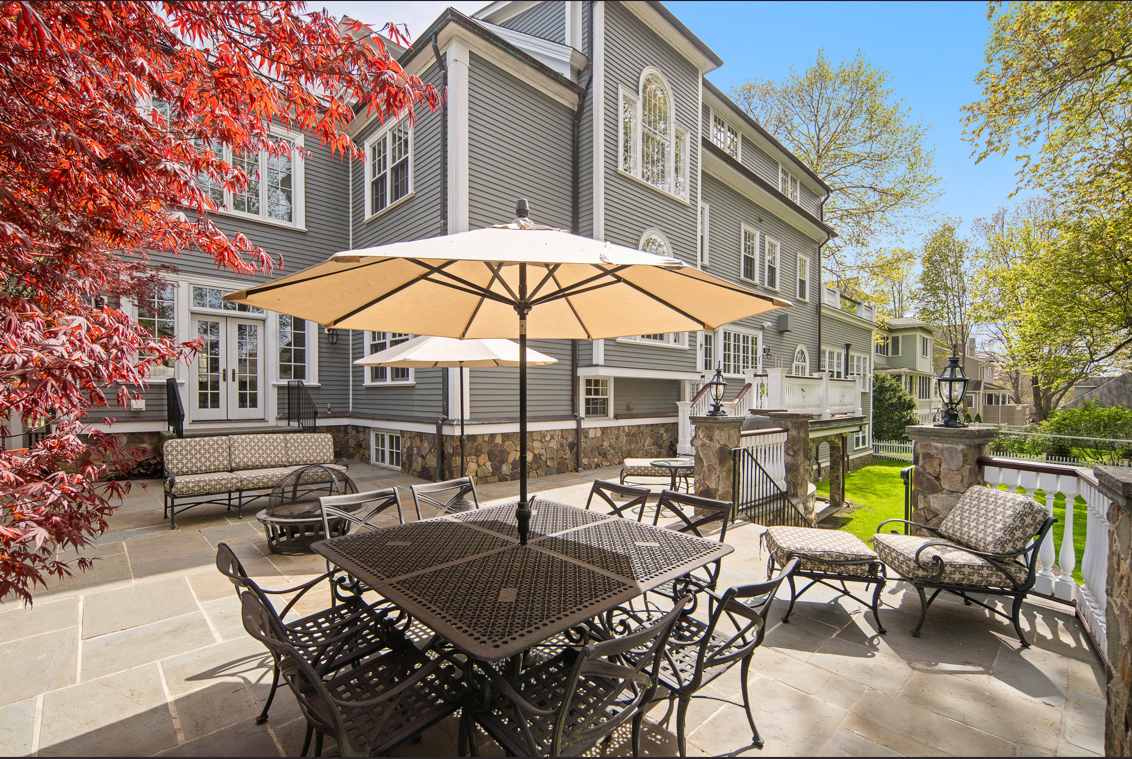 95 Temple Street Newton, MA 02465 - Photo 31 of 39