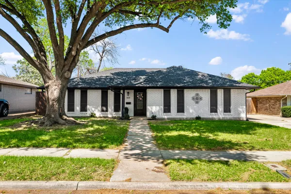 $375,000 | 409 East Scotland Drive, Irving, TX 75062