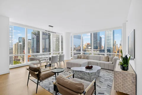 $4,950,000 | 15 Hudson Yards, Unit 27H | Hudson Yards
